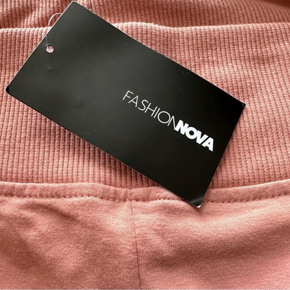 Fashion Nova The New Look Joggers Mauve Sz. Large - Picture 9 of 10